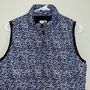 J. Crew Quilted Women’s Vest with Blue and White Pattern Size Small